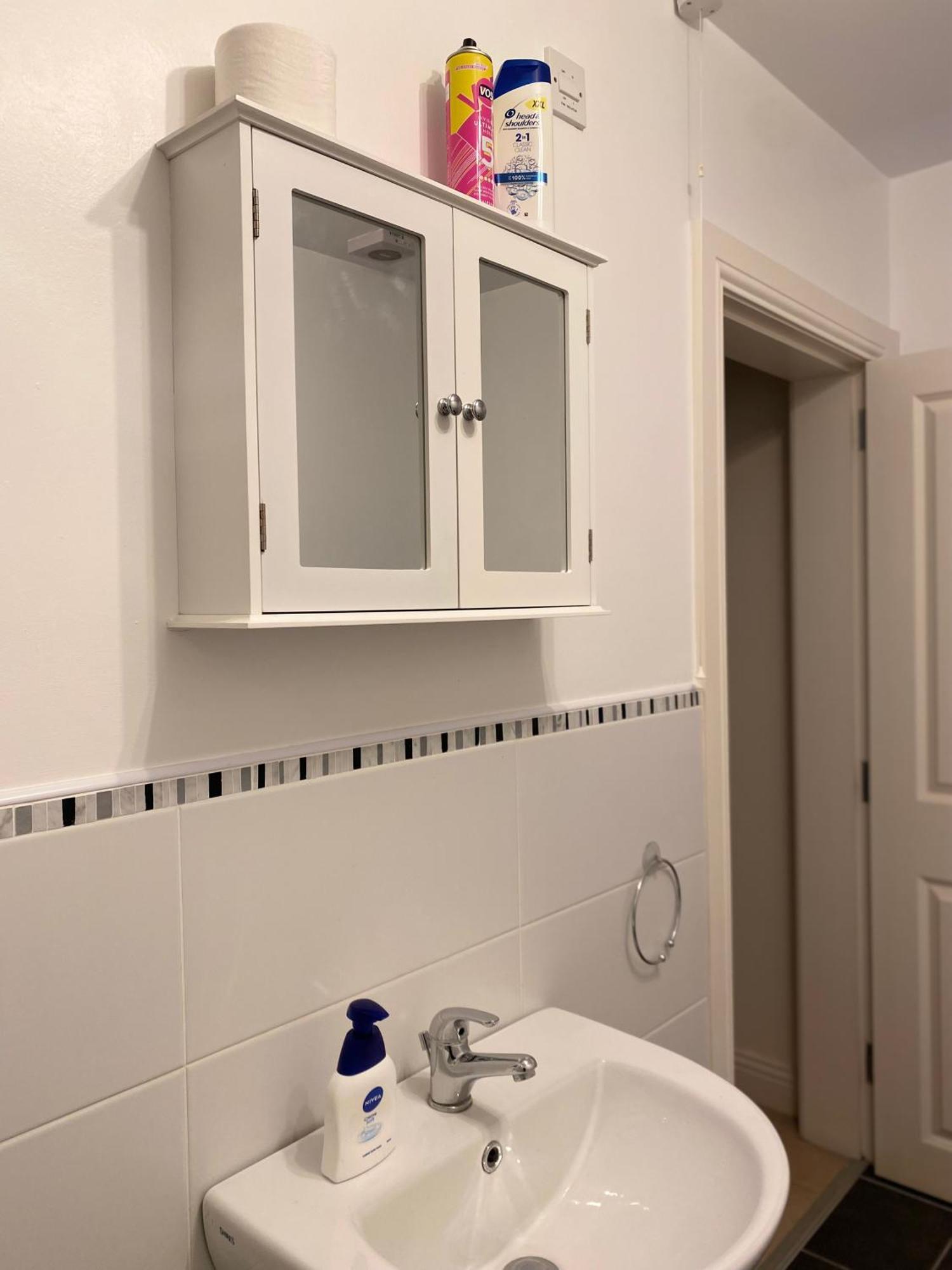 The Blue House Apartments Bushmills Ngoại thất bức ảnh